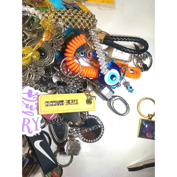 Junk Drawer Lot Keychain Barrettes 2.9 Lbs - Picture 16 of 16